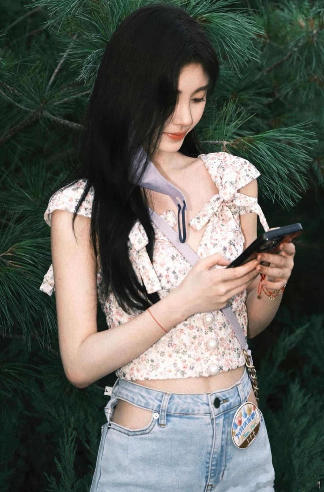 鞠婧祎  想升级🍊蜜橘们 路评下谢谢
