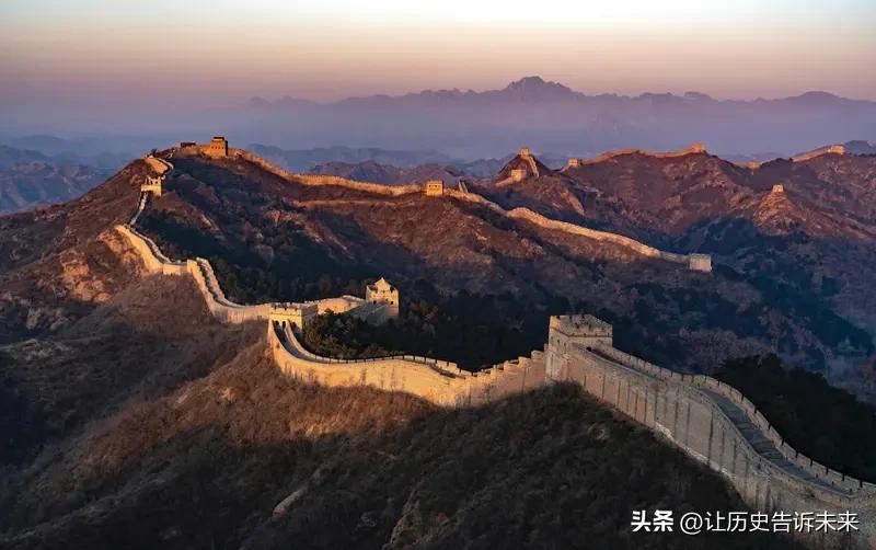 中国为什么必须强大？看看地图就知道了。
这是全世界最好的一块地方，有两条大江，有