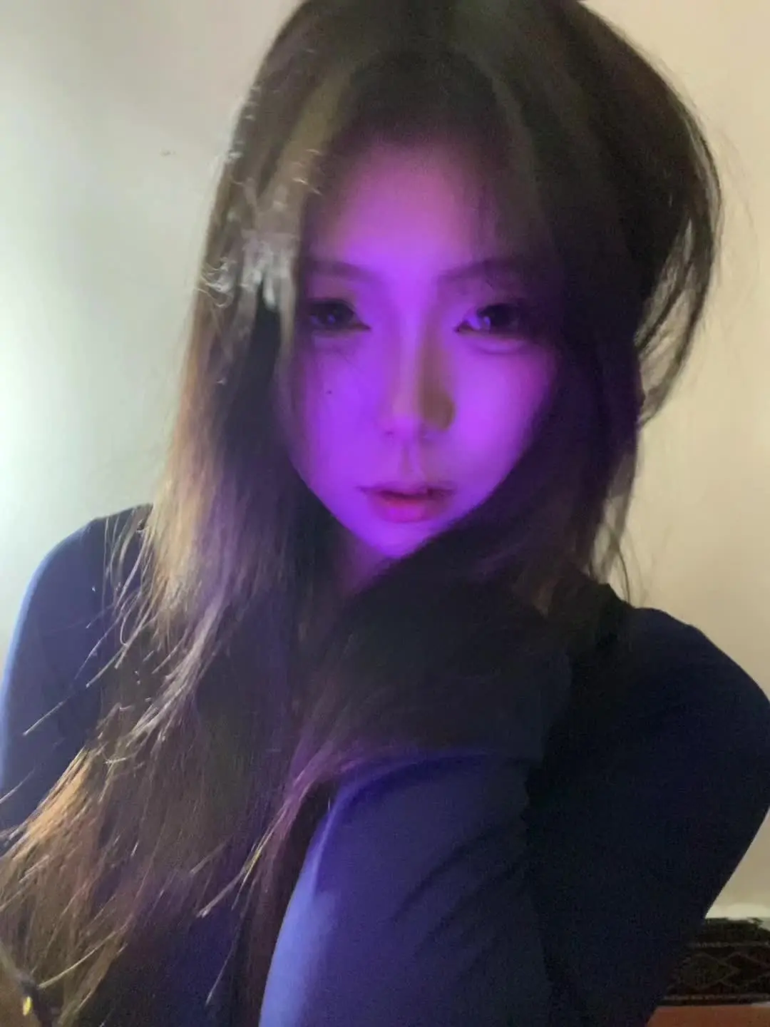 她一叫你就醒 我一叫你就说不行