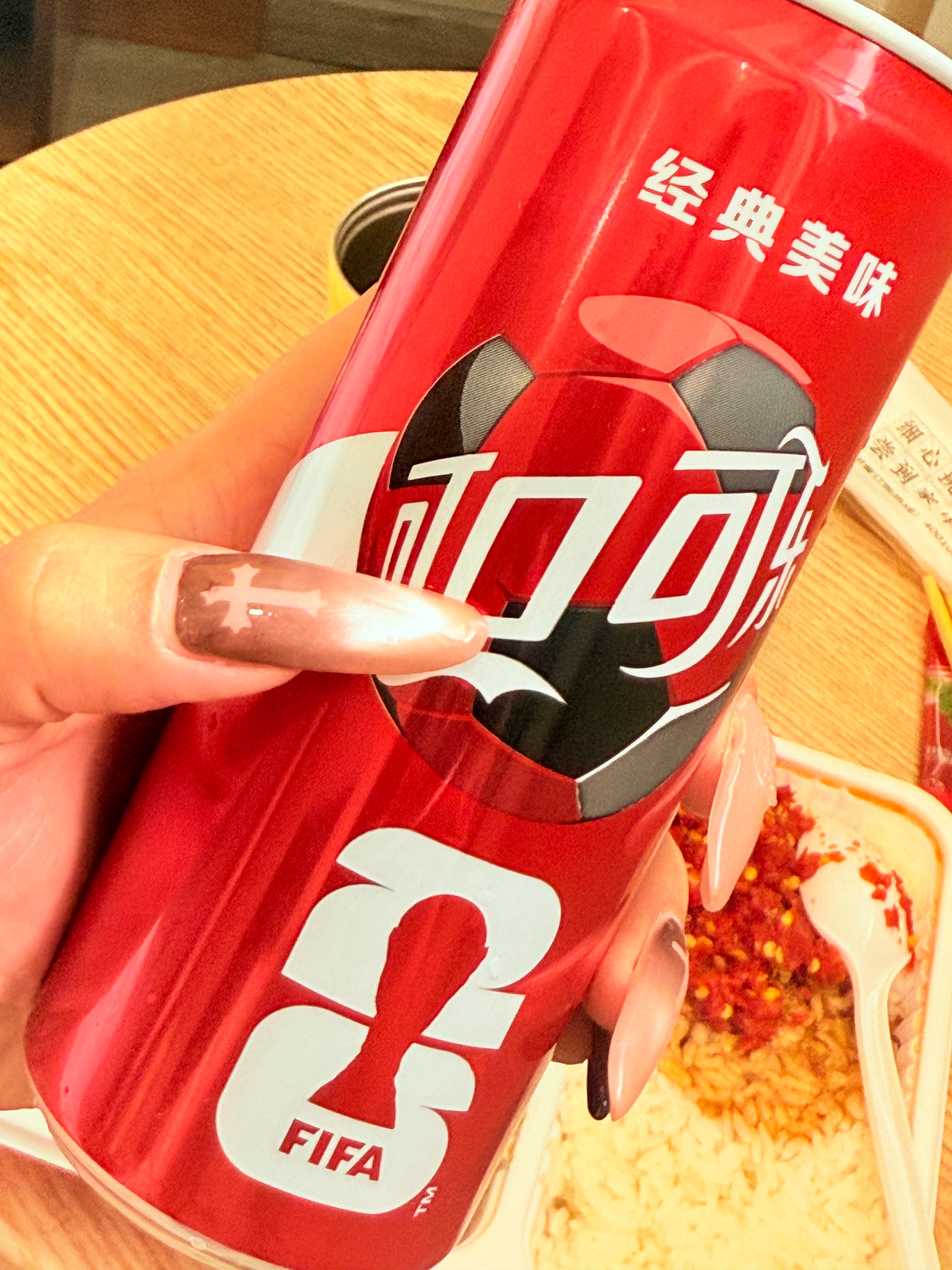 红烧肉、番茄炒蛋、辣椒倒多了，好下饭。。。 ​​​