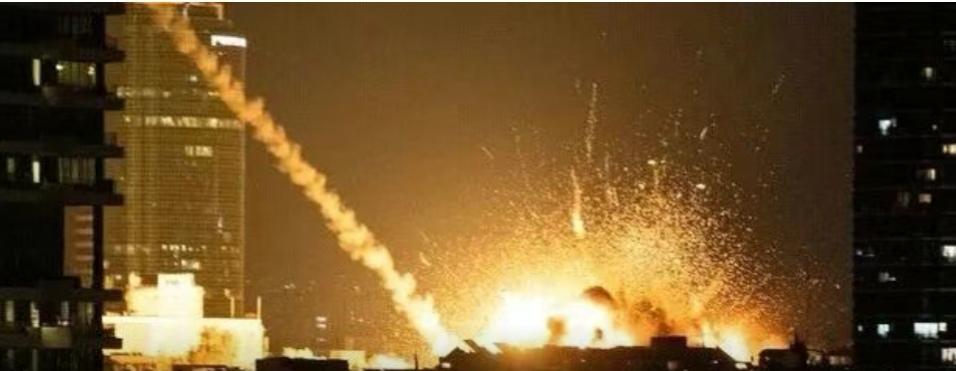 美以对伊朗发动先发制人打击之后，伊朗报复的怒火如约而至！
一直以来，美以对伊朗都