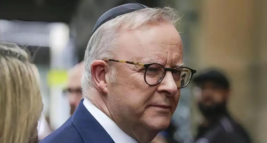 笑不活！澳方刚嘚瑟就砸饭碗，24小时反制来得太快
 
真的被澳大利亚的迷之操作整