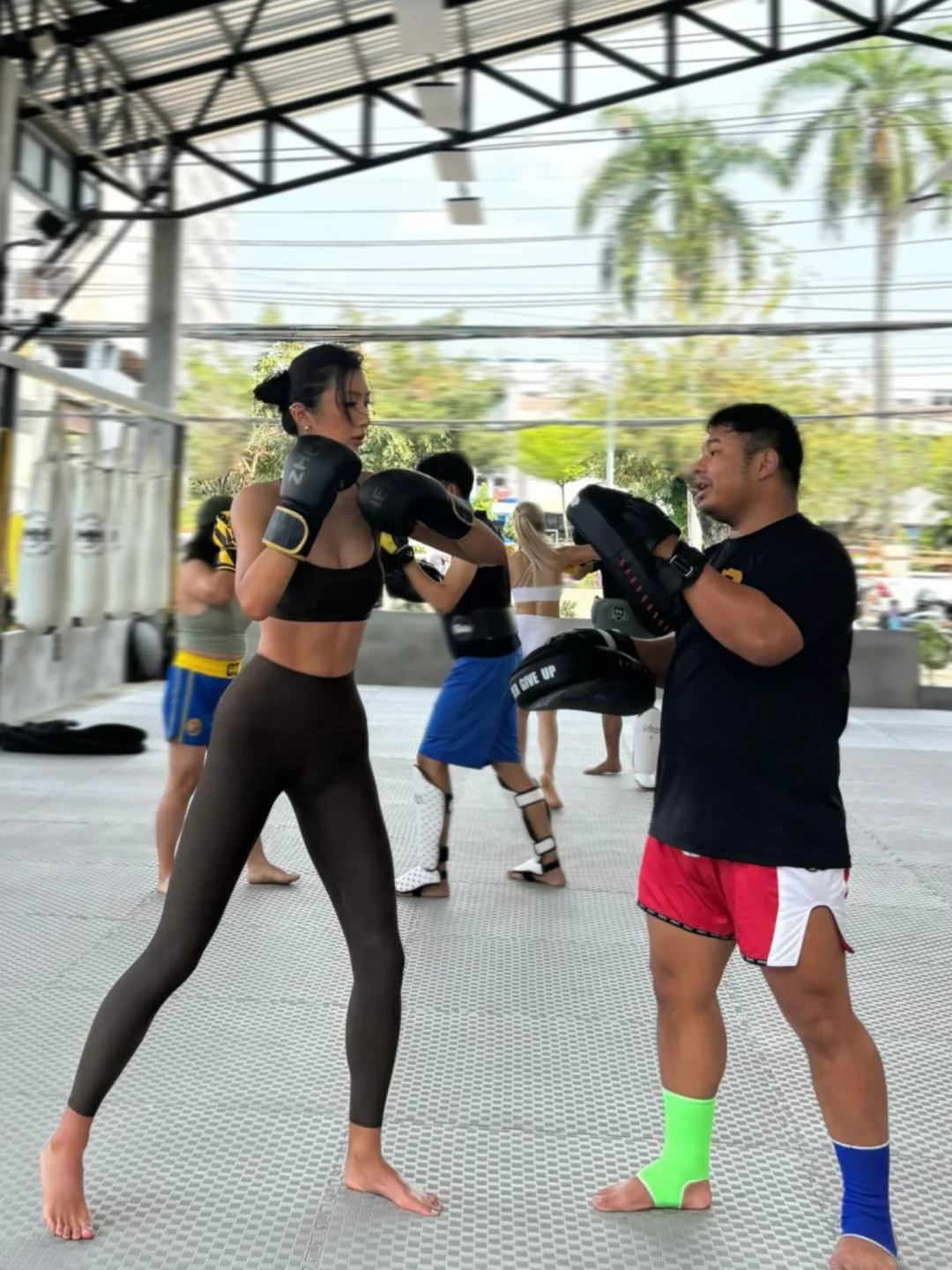 那天，手脚胳膊腿全在打架