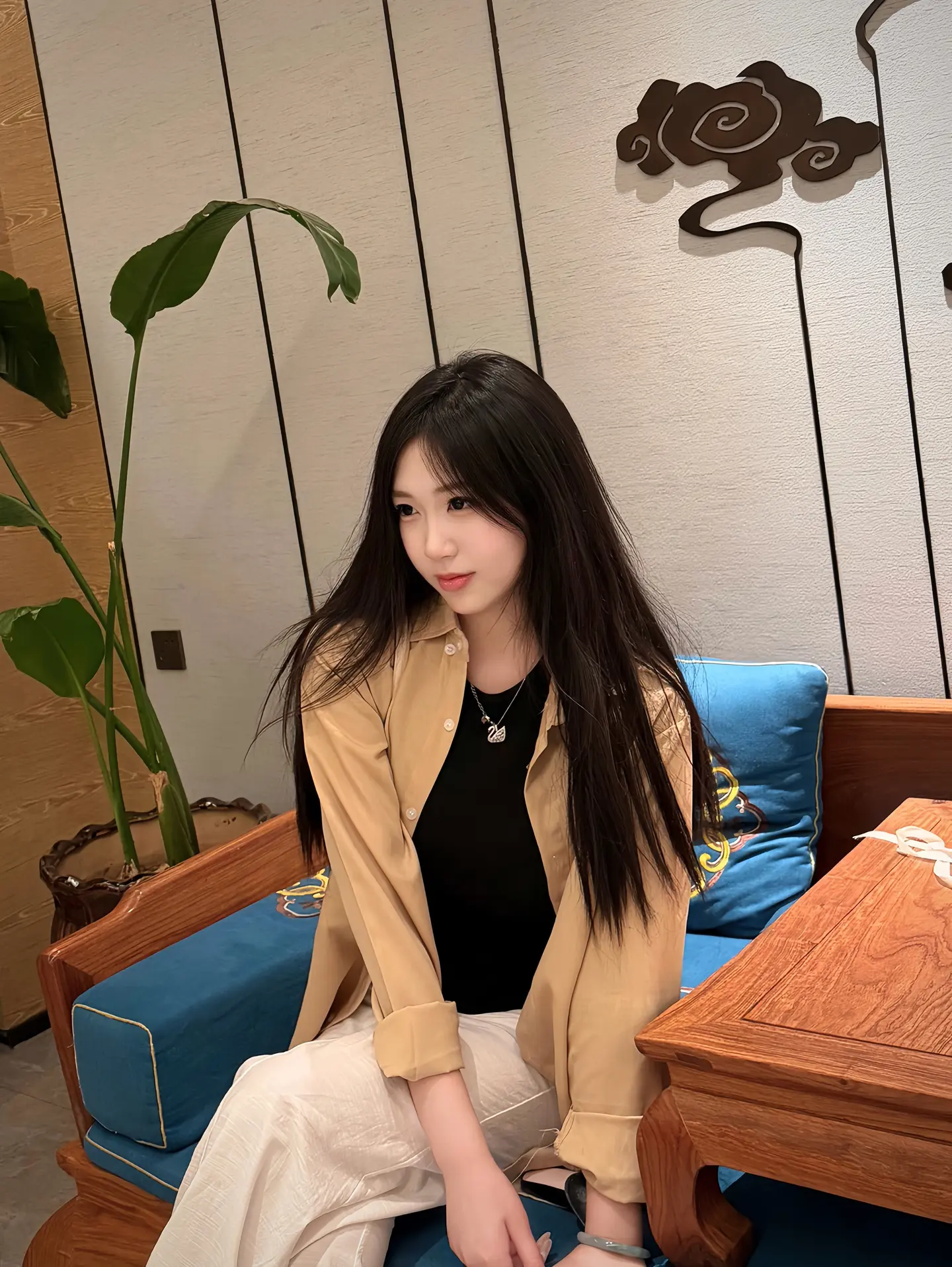 我该如何写我呢我厌蠢 我慕强 我孤独 我有时过度表达有时一言不发 我有...