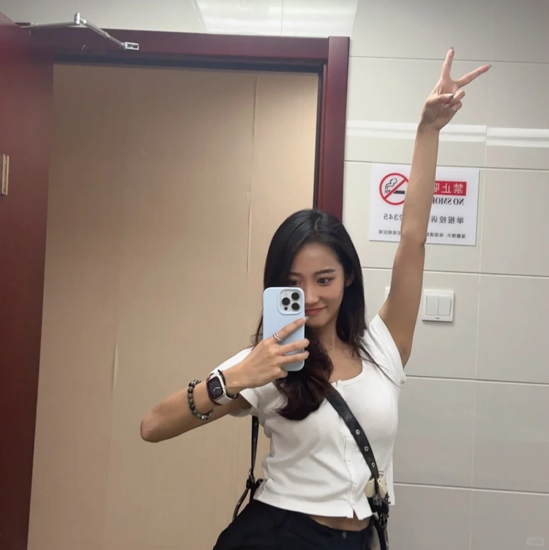 早睡+罗大伦养气血，后置美貌已达next level