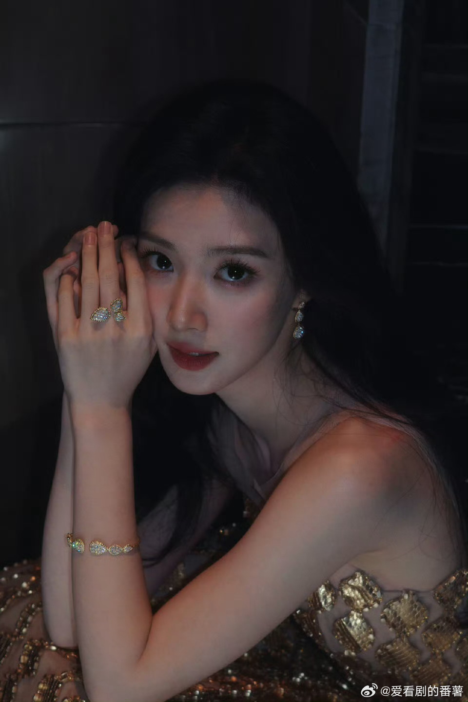 卢昱晓品质盛典宣传何不同舟渡逆境救赎与细腻温度说得特别动人，全组用心打磨的诚意之