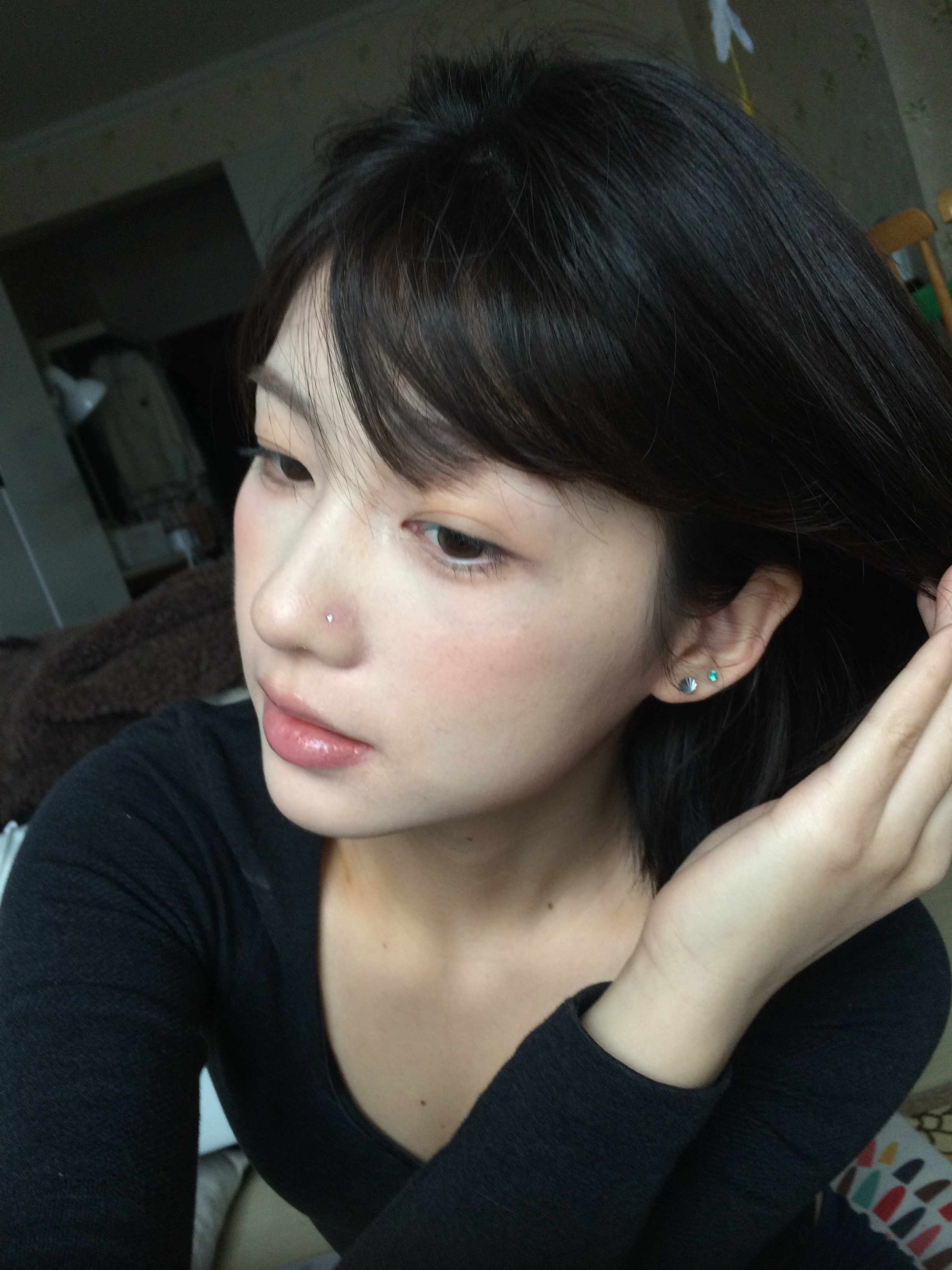 特大喜讯 明天可以发这个妆教[嘻嘻][嘻嘻][嘻嘻][嘻嘻][嘻嘻] ​​​