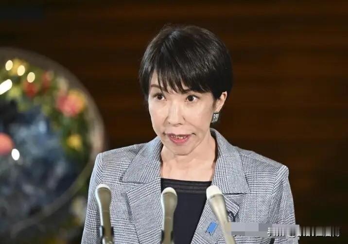 难怪高市早苗这两天不吭声：日本公布了一项数据，中国海警太猛了。

中国海警船今年