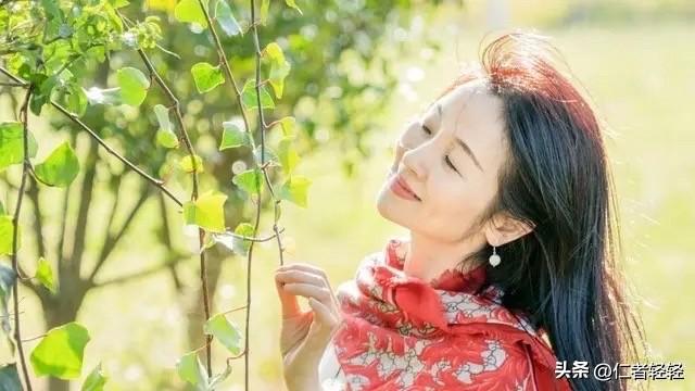 口有尺，行有度，方得久安。

经营情感之道：不乱说话。

我们常听人讲高手无声，