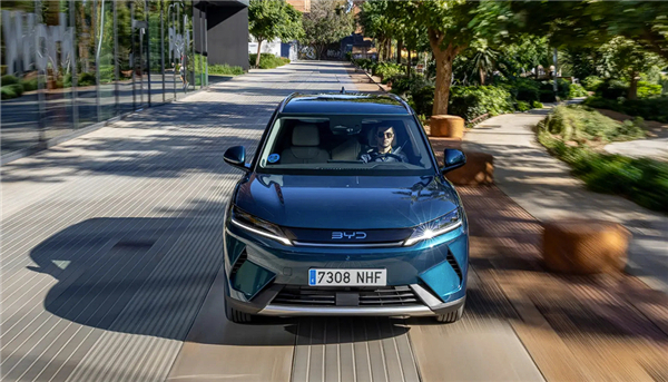 高额反补贴税危机“软着陆” 商务部回应中欧电动汽车案 