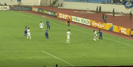 韦世豪的心魔啊！没事找事，直红下场，但是关键问题在哪呢？[what]武汉三镇的出