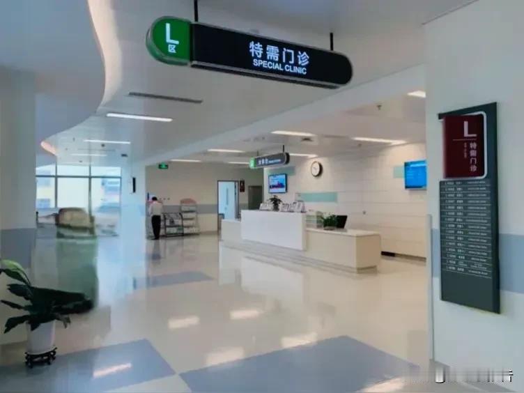 什么?连旱涝保收的医生也降薪了？
         医生是白衣天使，我们每一个人