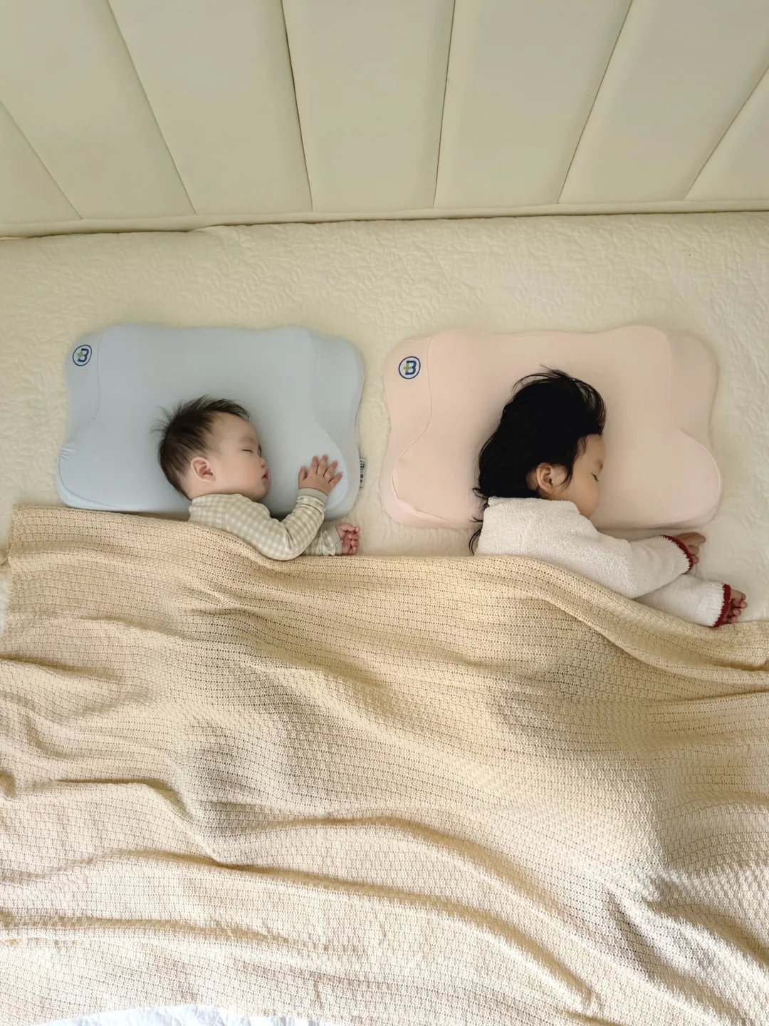 下雨天的周末！睡眠足足，才能快快乐乐呀！