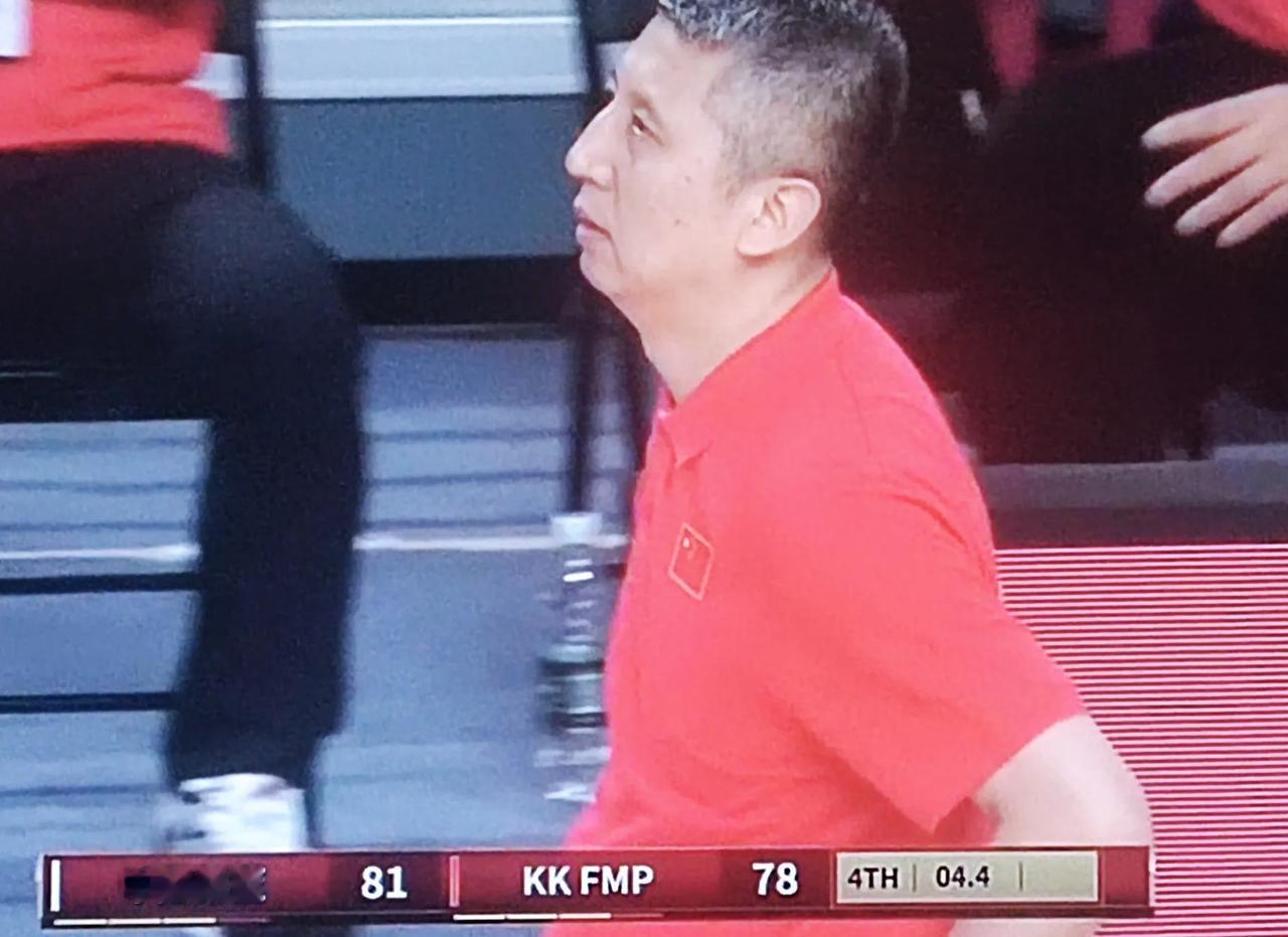 男篮昨晚热身赛后，郭士强对球员们表现给予肯定，他说这次短集训，我们来了很多新老球