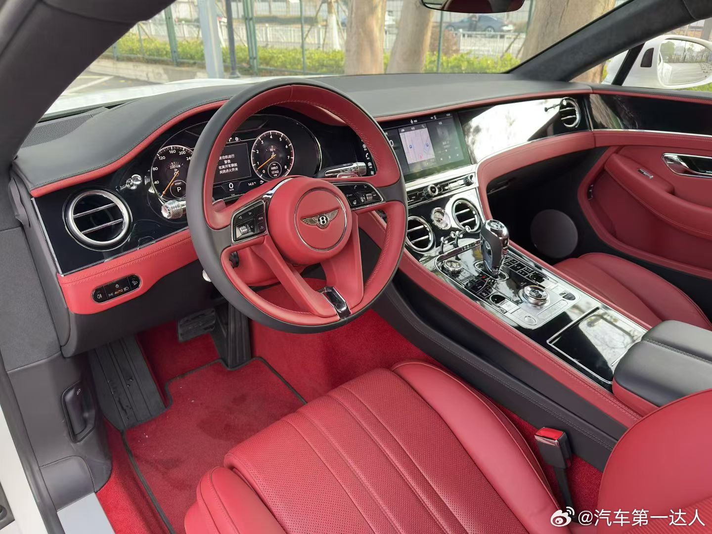 人生最好的状态，是收放自如，优雅从容！不必张扬，自有光芒；不必追赶，自有远方。宾