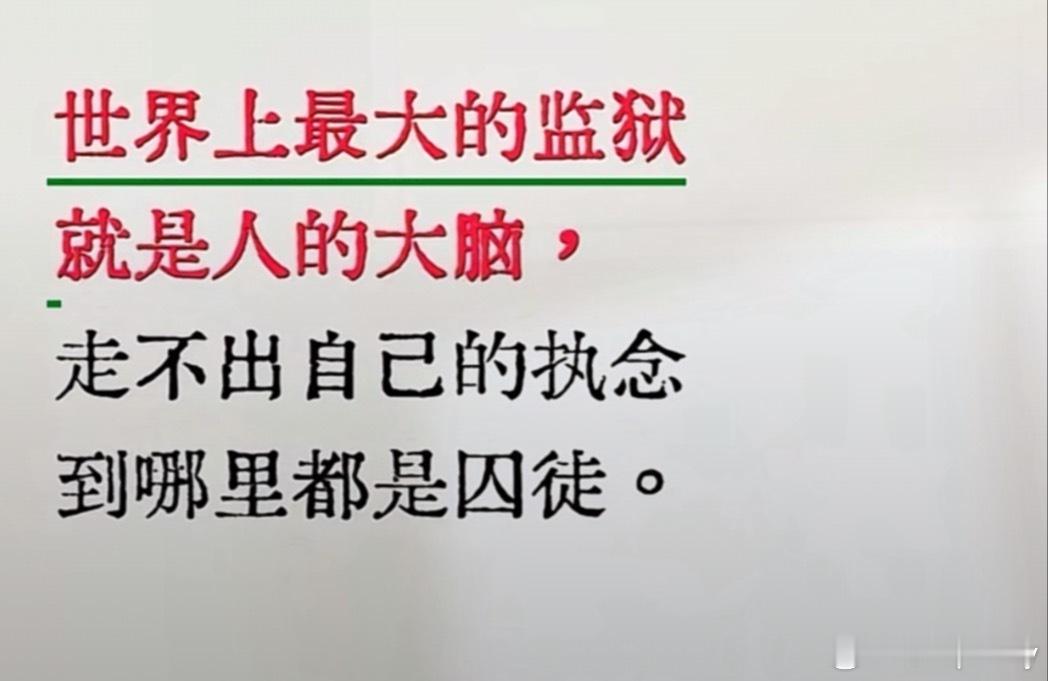 今天咬牙深蹲了90个（分了6次），太苦了。希望自己能坚持下去，这个不限制场地，不