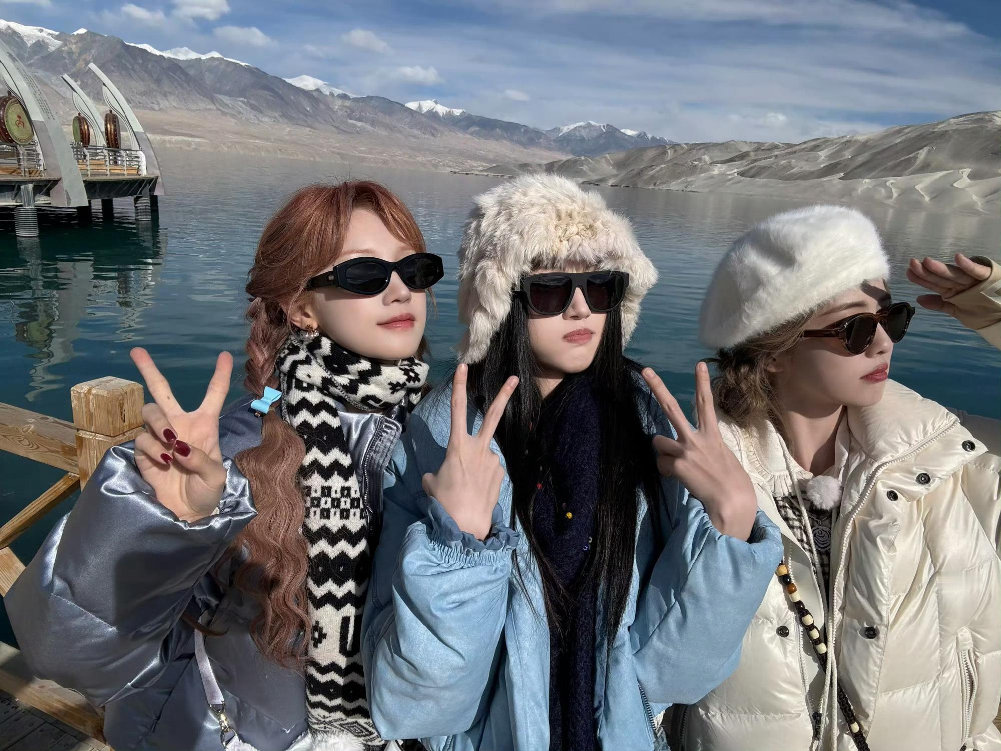 从路透开始就心心念念的天路之旅正式杀青！这样的阵容这样的风景，期待就完事了 