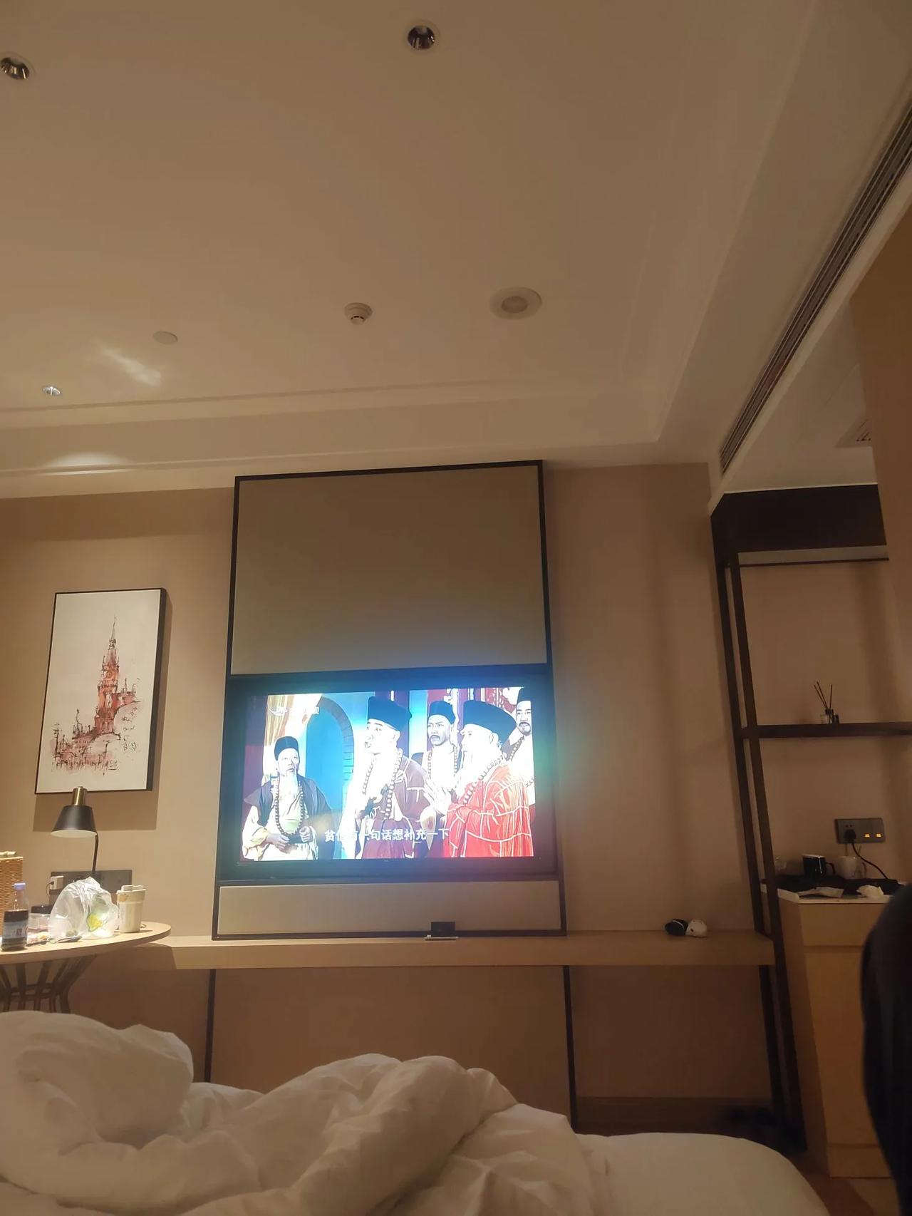 今天是5月4日星期天，五一放假的第四天，也是五四青年节，一段青春美好的季节！！