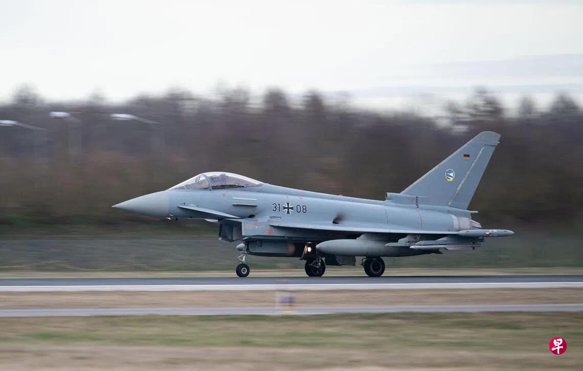 德国空军称，已派出两架欧洲战斗机（Eurofighter），对一架进入波罗的海中