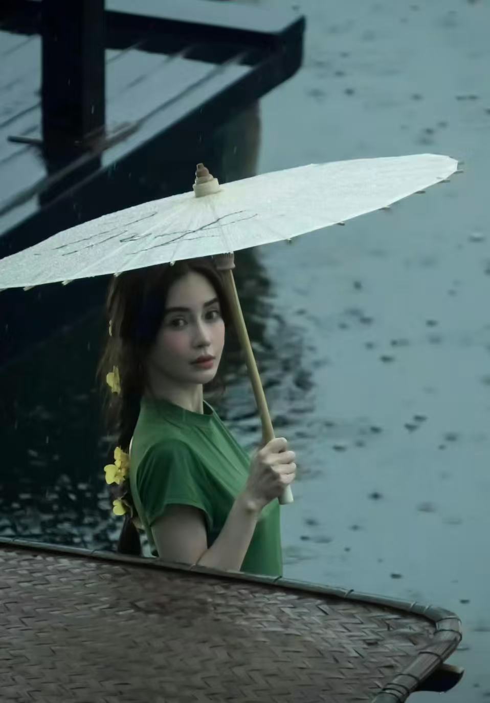 网友偶遇angelababy拍杂志富春山偶遇angelababy富春山偶遇ang