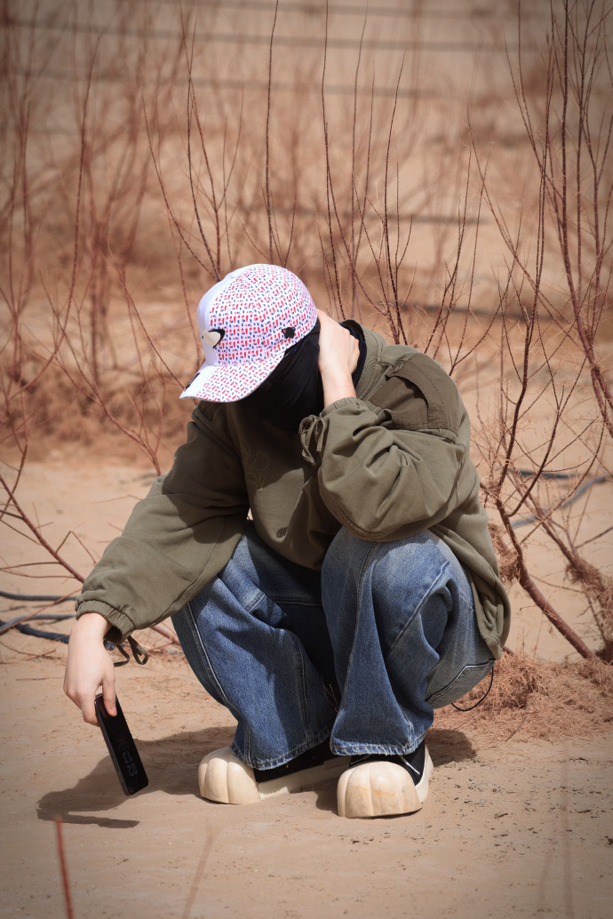 鹭卓学会如何正确戴面罩了鹭卓也太暖心了，为了好好种玫瑰，昨天认真学会正确戴面罩，