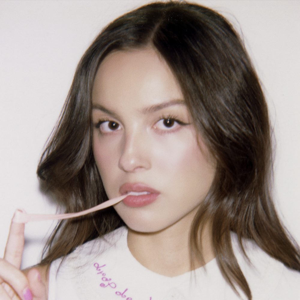 【🎉】Olivia Rodrigo 回归首单「drop dead」空降本周 B