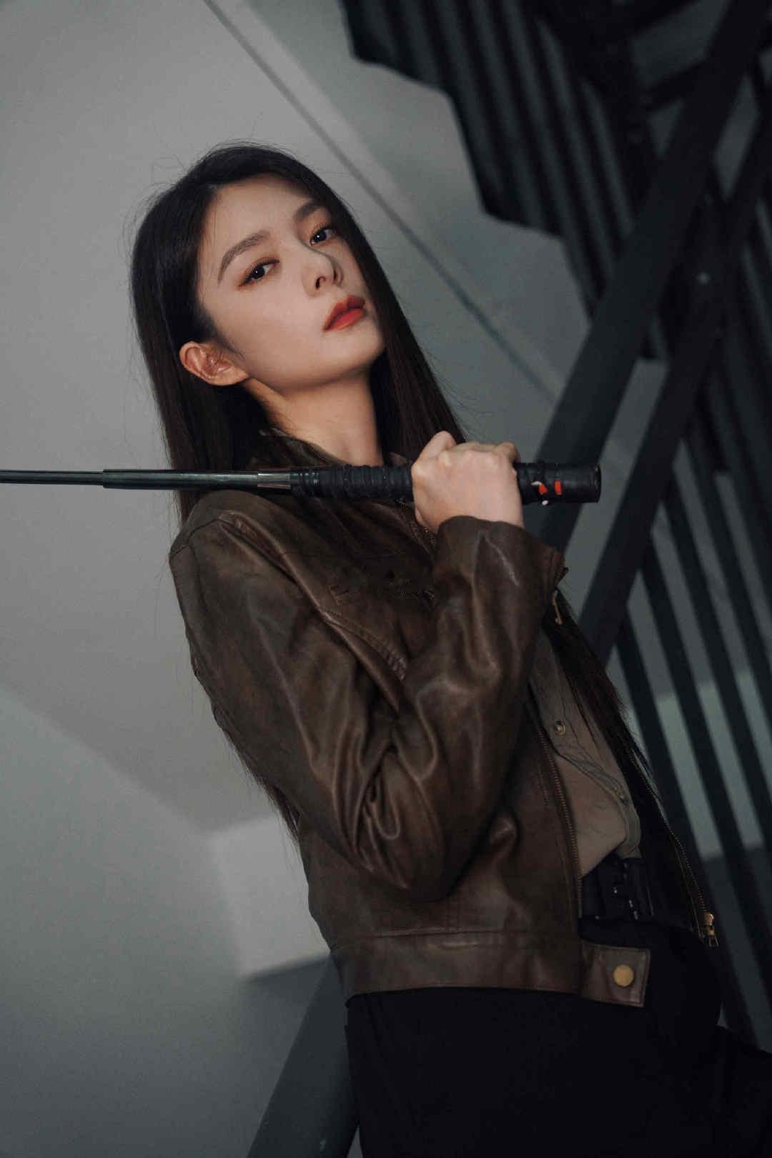 傅菁讲怪屋导演杀青后去急诊 没有舒适的拍摄条件，全靠一腔热爱硬扛，傅菁讲述《怪屋