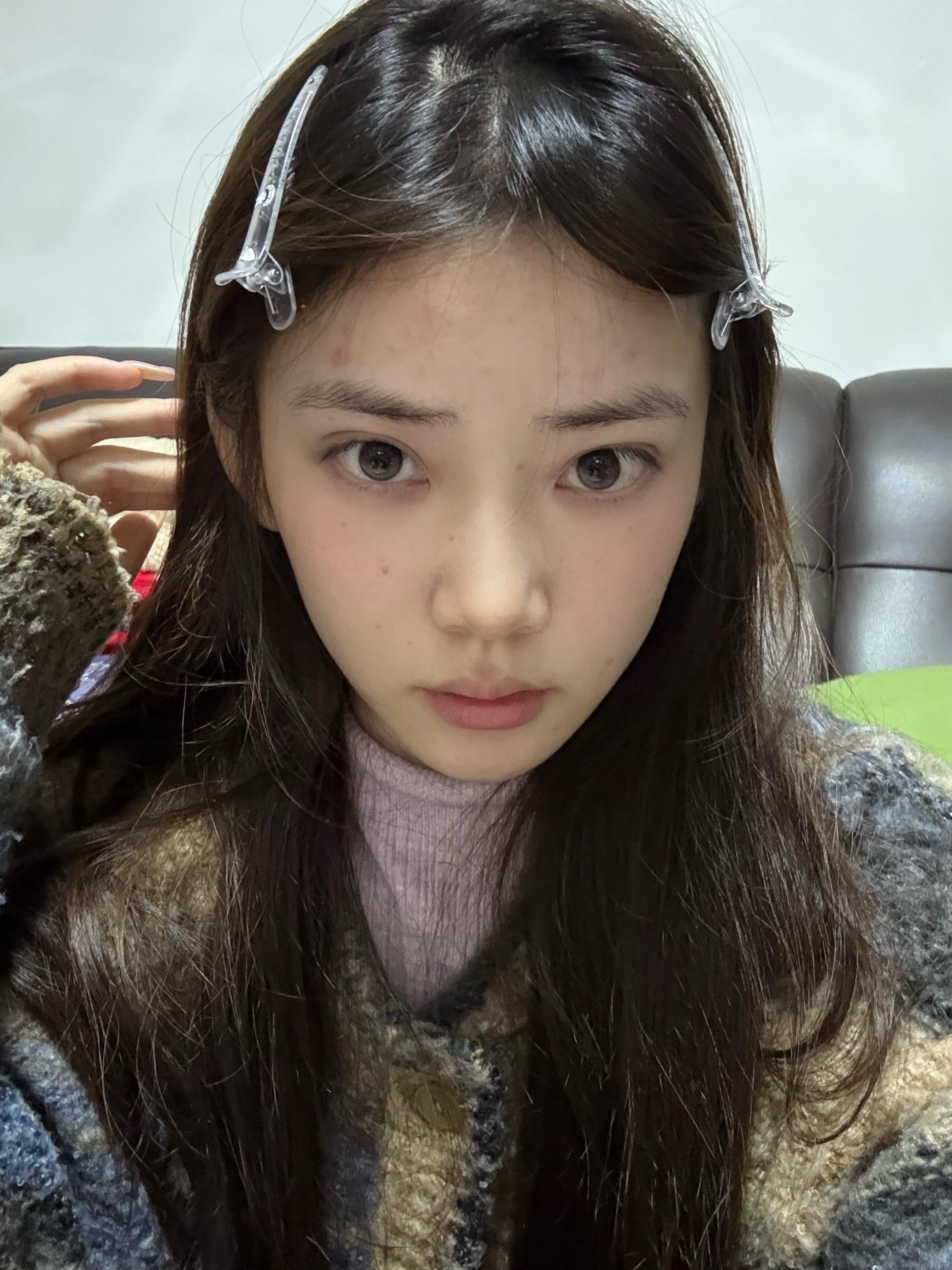 拜托不要对我冷冰冰啦