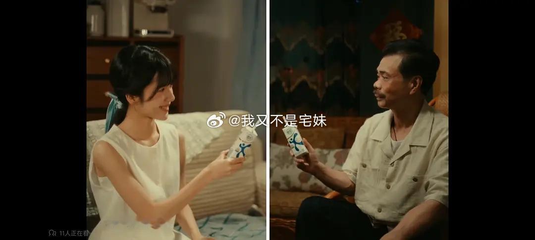 00🌸李思潼的第一个商务广告，有点青涩不留刘海的李思潼，这个是什么时候拍的？ 