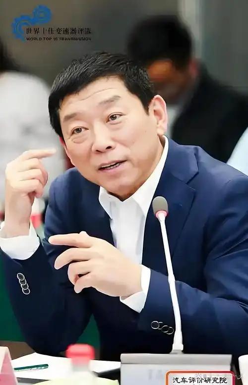 为什么外国不造新能源汽车？魏建军一句话捅破窗户纸：他们也有技术，他们不是不会造电