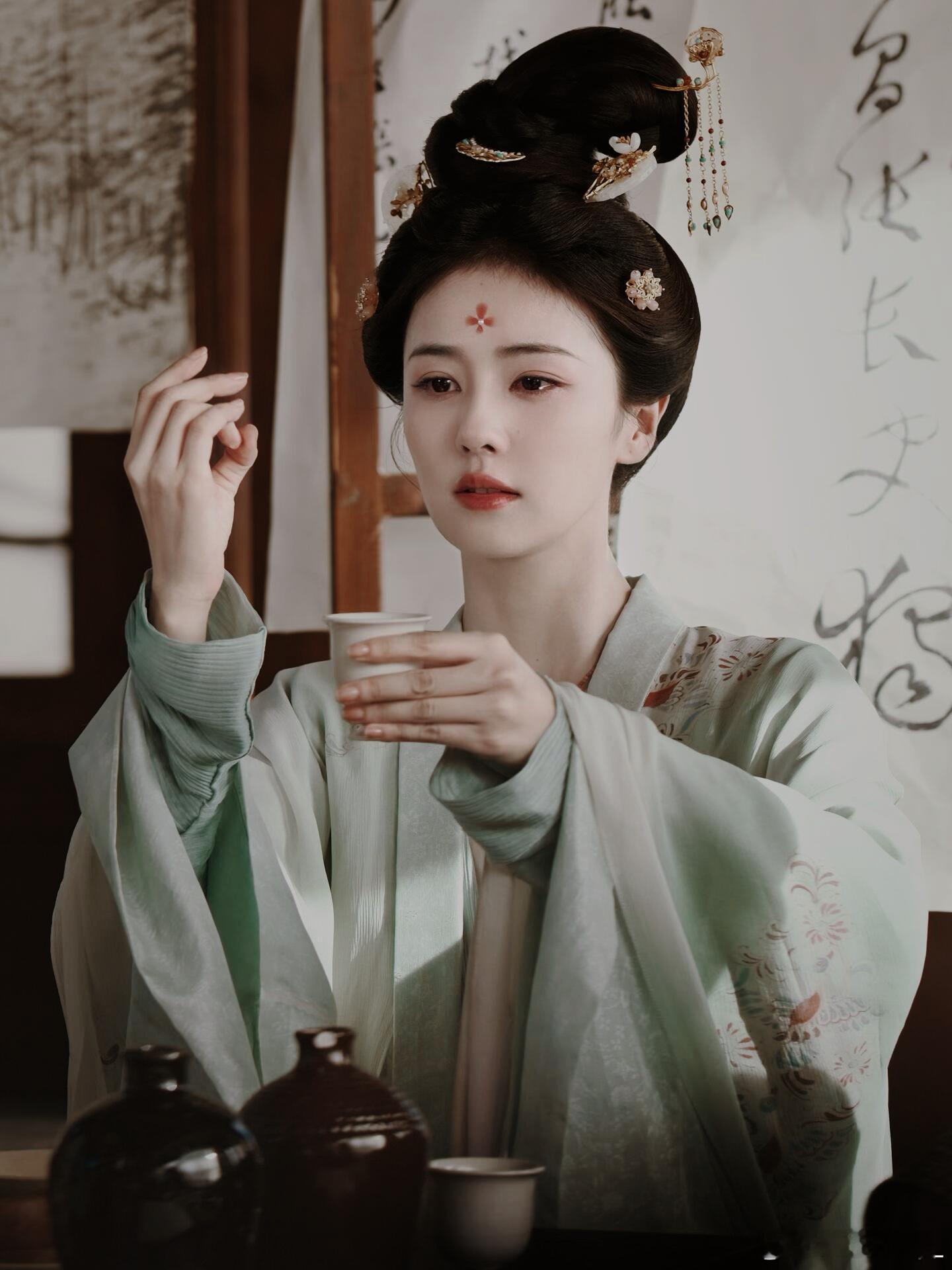 🎹𖧷 𐙚🌿 𝙿𝚕𝚘𝚐 𐙚🎬白鹿 🍐白鹿叶璃