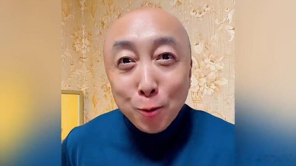 凤凰新闻【京爷评韩红“走个面”：作为北京人，坚决不走面儿】京爷评韩红“走个面”：