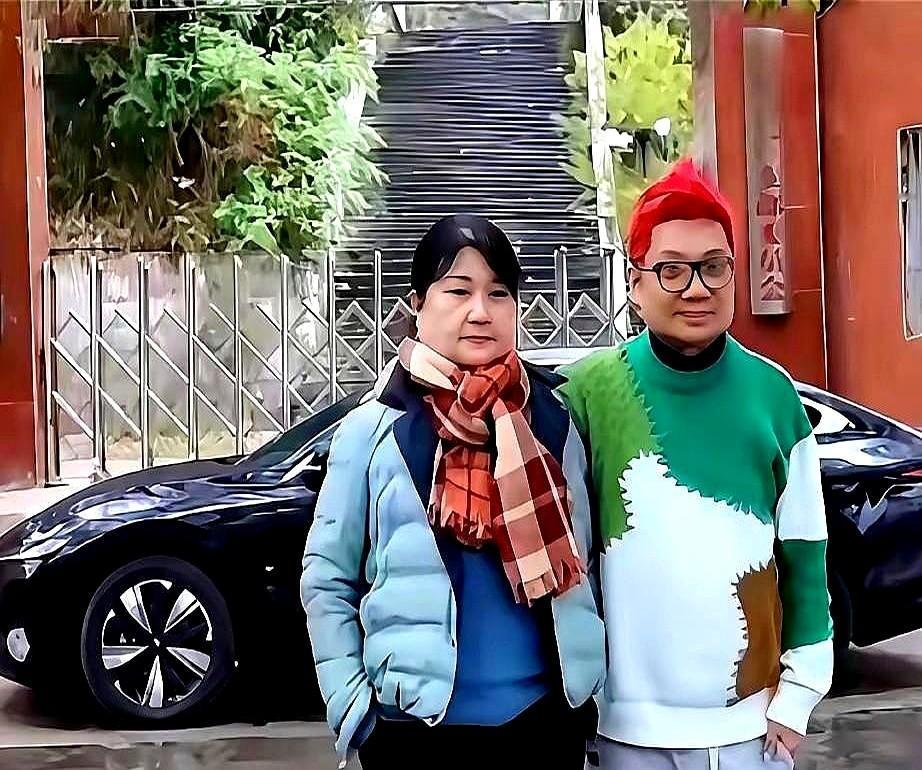 文章标题：兄妹并肩站着

文章内容：信息整合与增量补充：程青松兄妹的自然美学与行