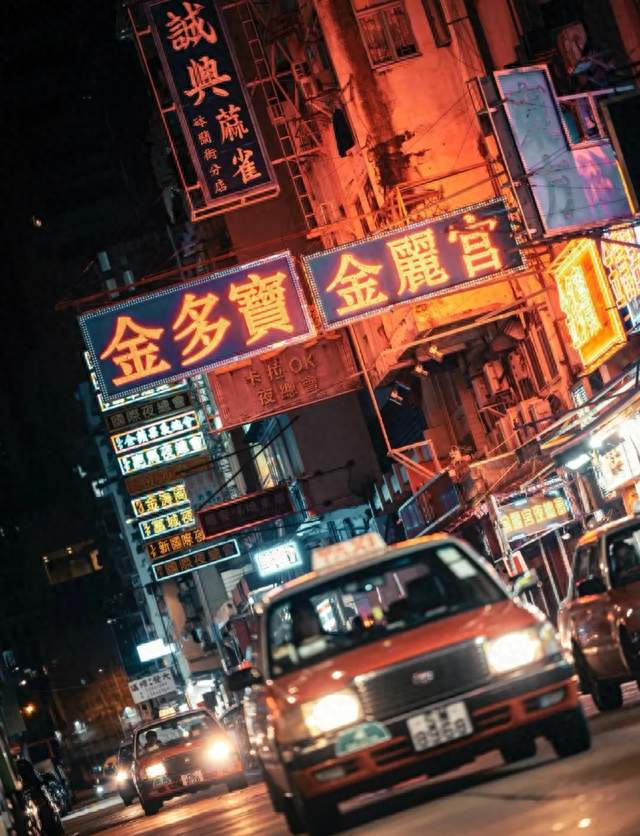 突发！香港闹市珠宝劫案，全程几秒得手，背后细节细思极恐
