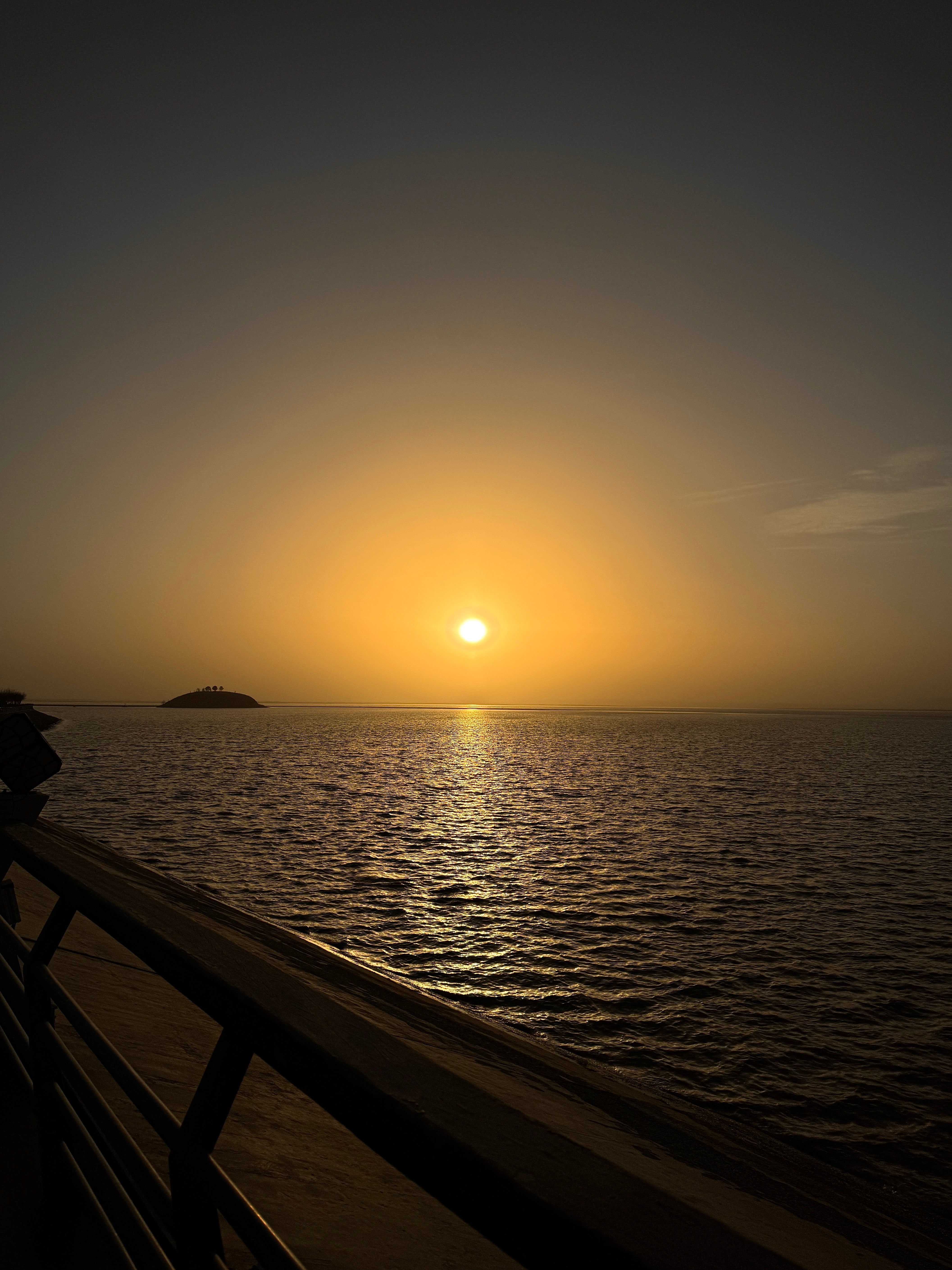 一半沙漠一半海 乌海