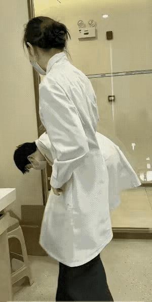 男女搭配，干活不累[微笑]