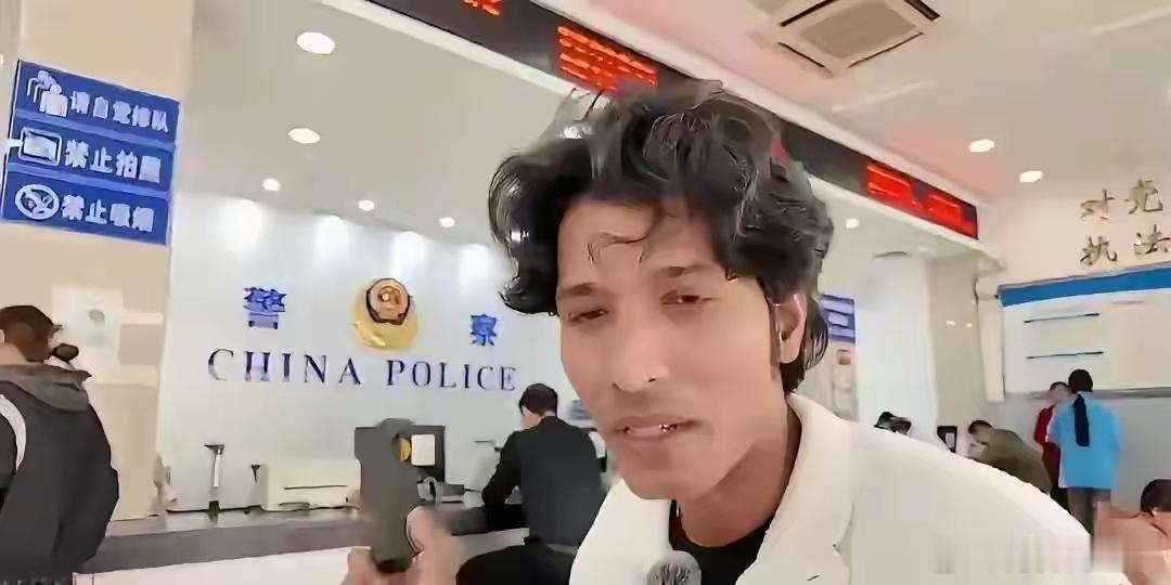 百万老外围观“中国白嫖攻略”，外国男骗国内女性，外网炫耀百万老外围观“中国白嫖攻