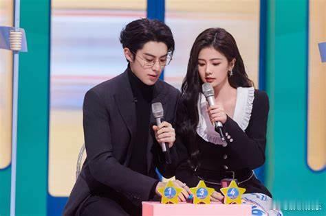 王鹤棣画的白鹿是白色马路综艺你画我猜名场面笑不活！王鹤棣灵魂画功把白鹿画成“白色