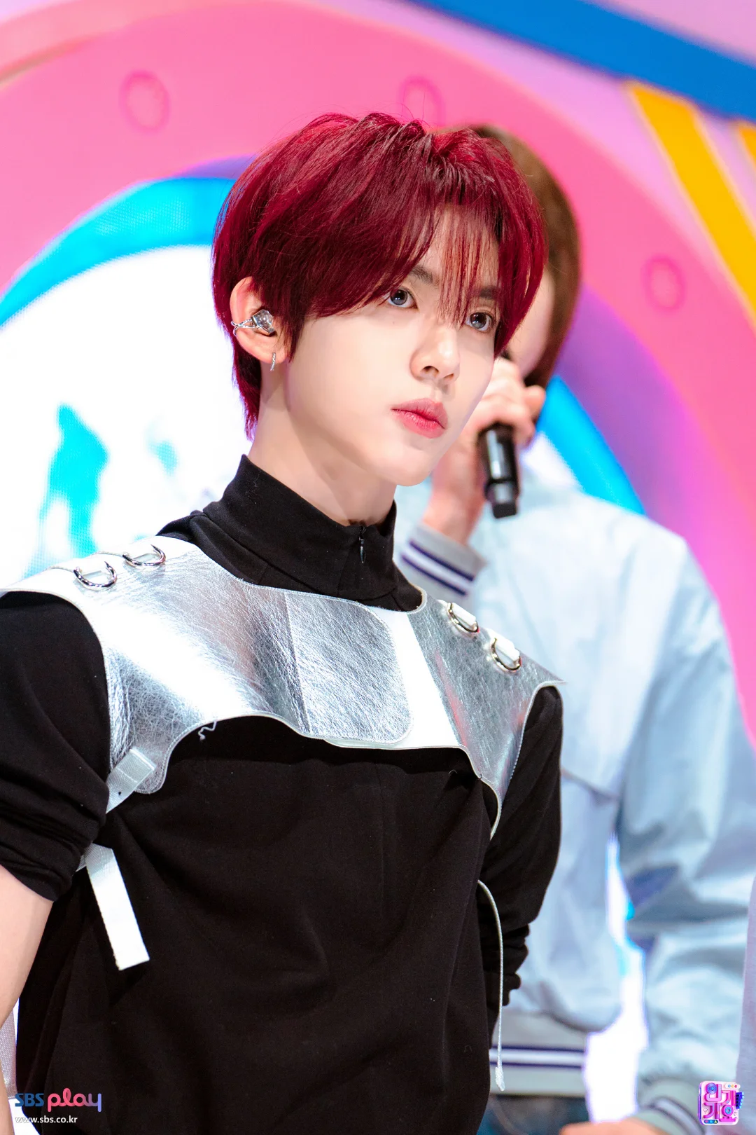 你..好..外.星..人...mc yujin幕后照