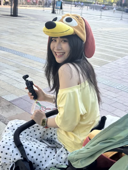 关于我在迪士尼花60租了一天的小推车！