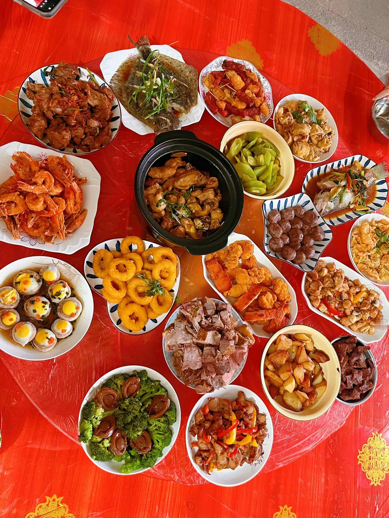 未来十年除夕日期表：

1、2026 年 除夕2月16日马年；
2、2027 年