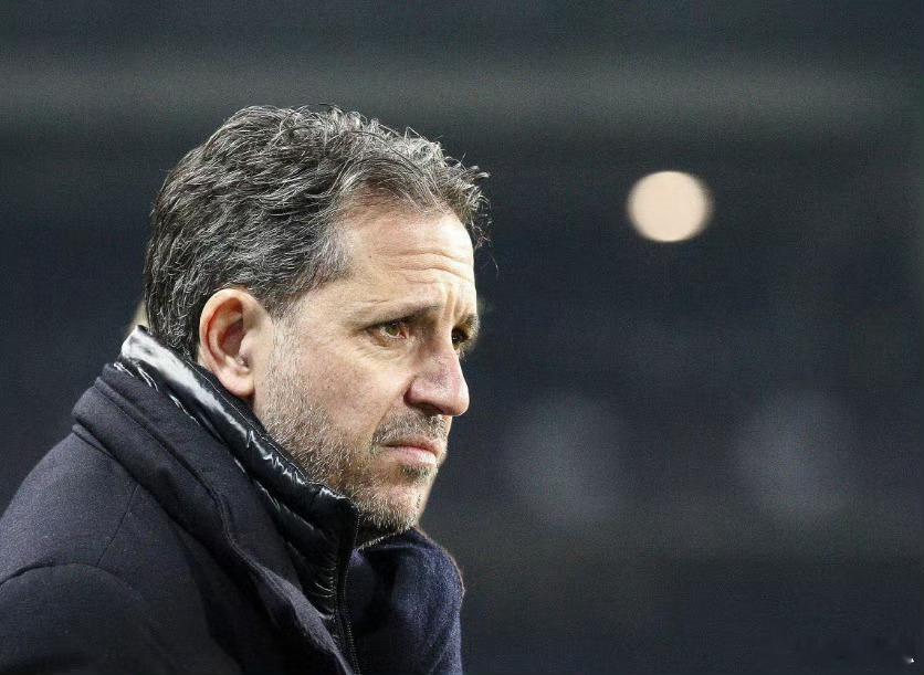 不久前，记者莫雷托在自己的频道上谈到了热刺总监帕拉蒂奇加盟佛罗伦萨的进展。莫雷托