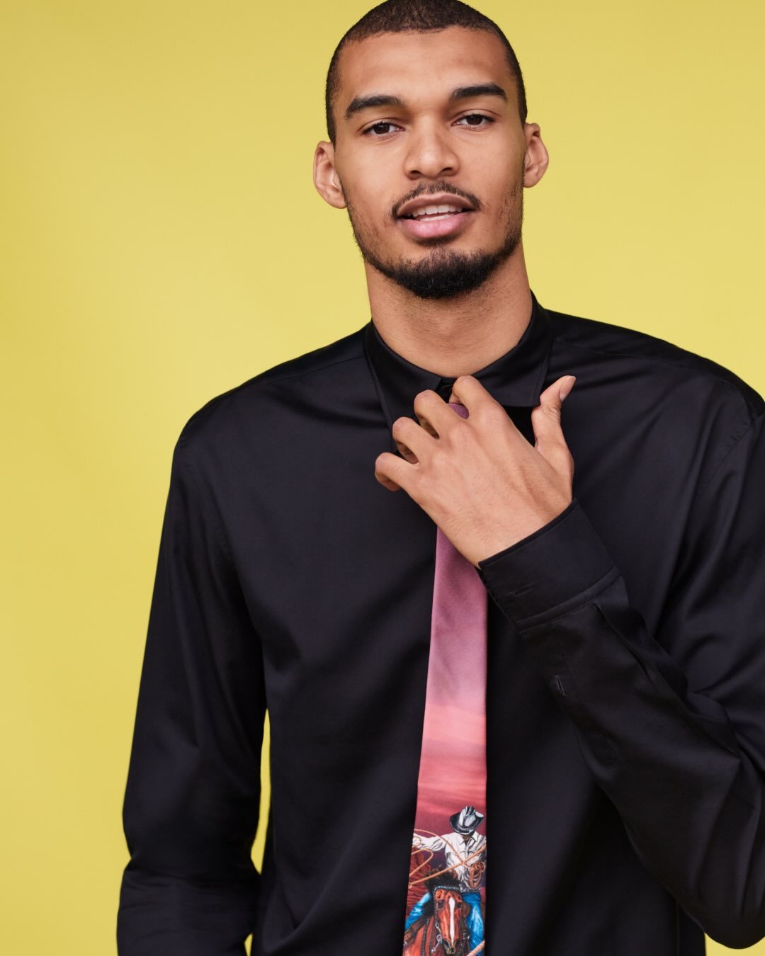 文班亚马登上时尚杂志《LOVE》封面！👀📸gowembygo