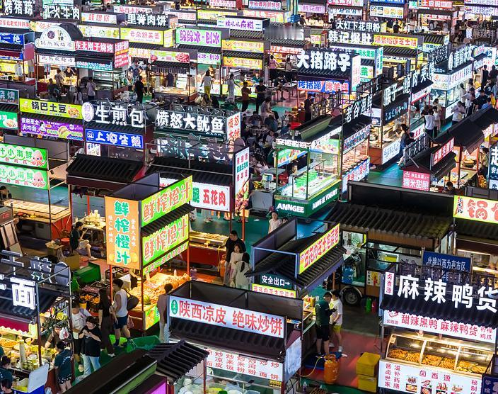 有个美国姑娘，来了一趟中国，回国后在社交网站上发了个帖子，撂下一句话 —— 美国
