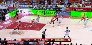快攻急先锋——中国男篮后卫廖三宁！
中国男篮vs新西兰热身赛上半场结束中国男篮3