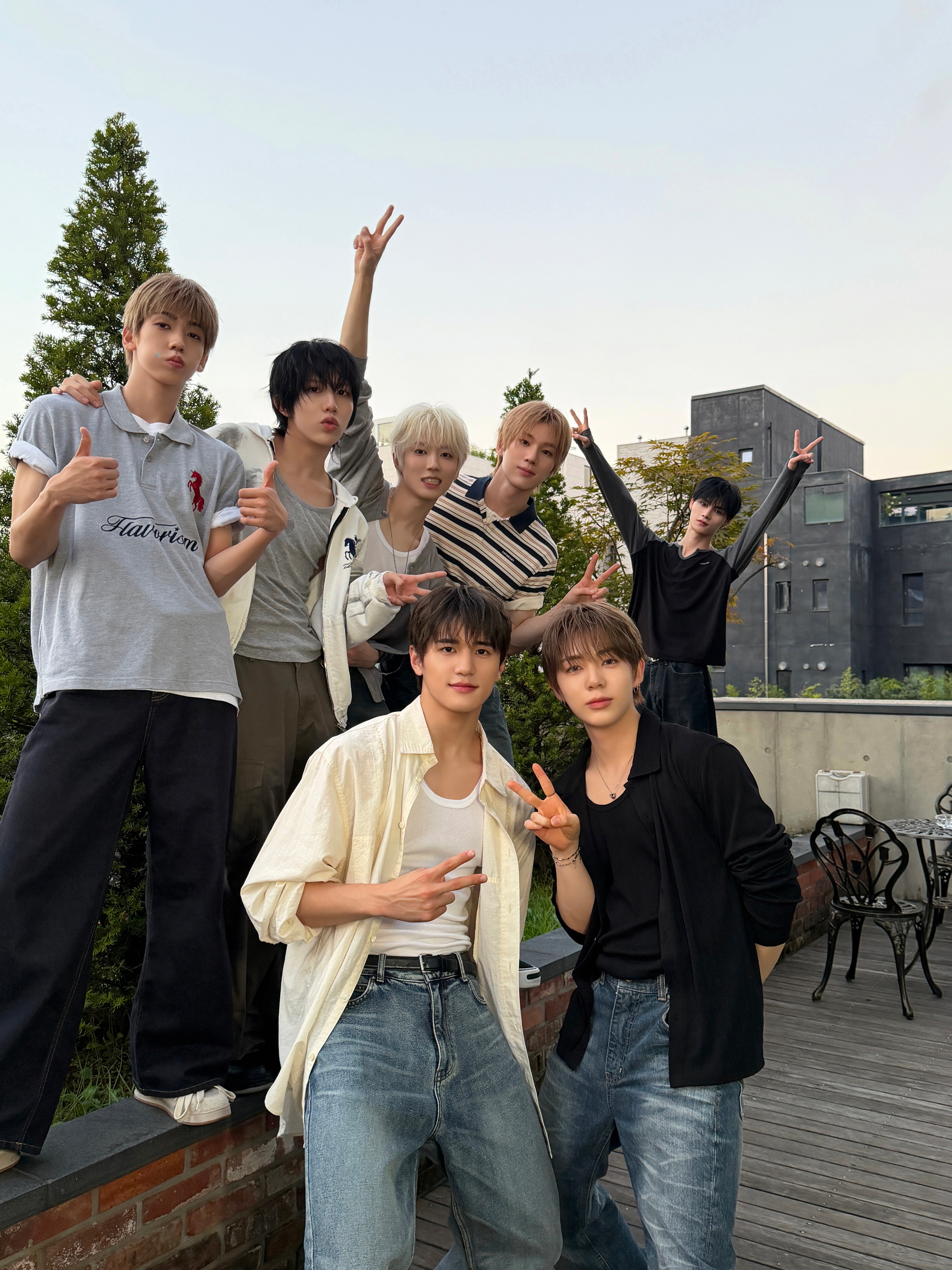 [📷]今日8TURN_260806像夏日天空一样美好的一天，因为见到了 TUR