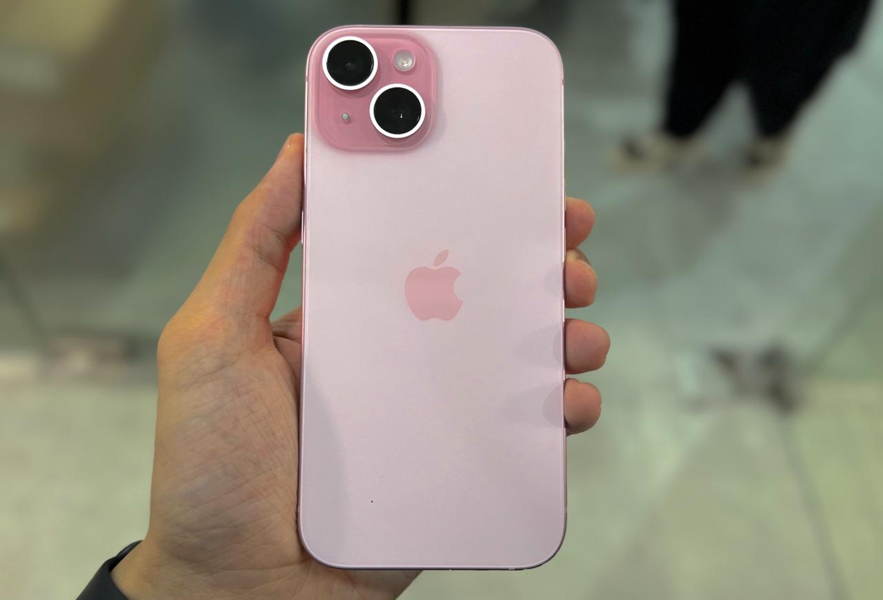 作为多年果粉，实话说我对今年的iPhone 15有点失望了，特指基础款，并非是P