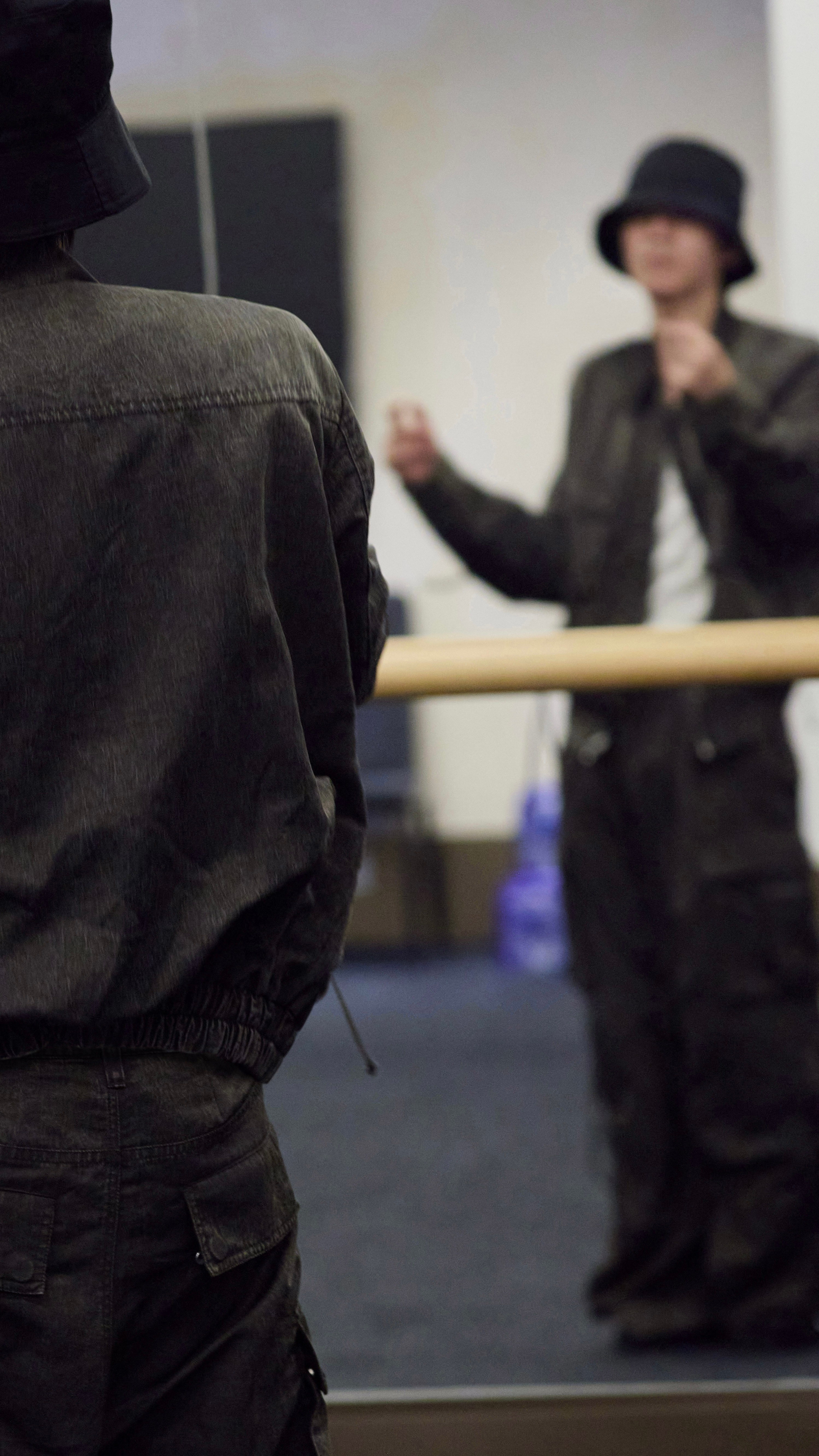 家凯这身帅得我有点陌生 