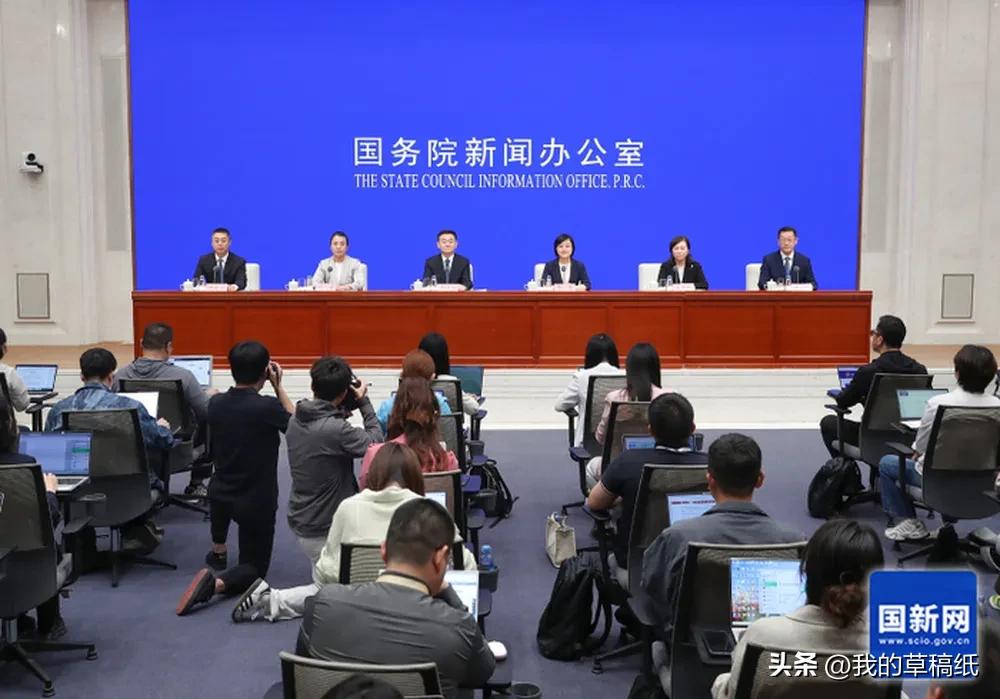 终于出手了！30多万不合格执法人员被扫地出门，大快人心！

说实话，看到新闻发布