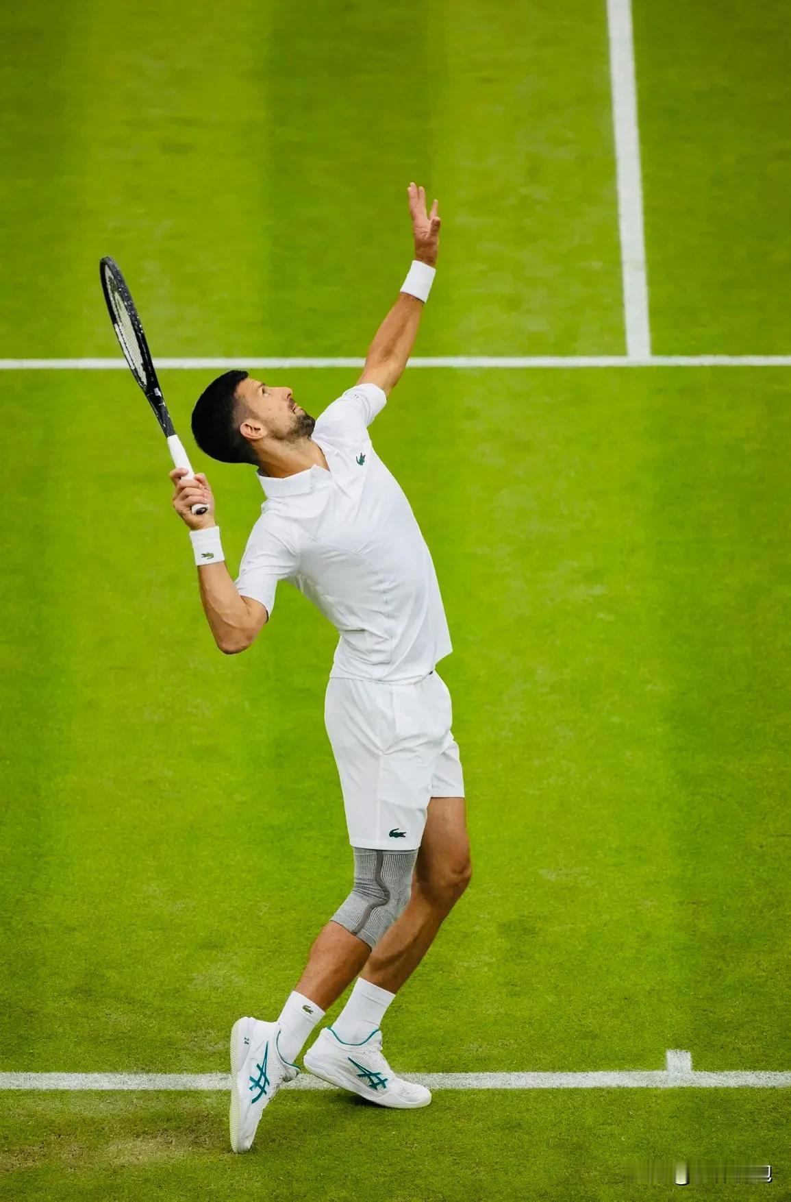 德约科维奇继续前进，晋级温网男单16强！男单第三轮面对🇦🇺波普，德约4-6丢